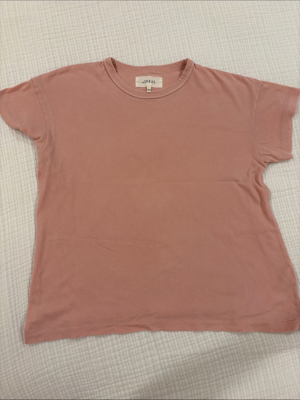 The Great. Classic Crewneck Tee in Dusty Rose Pink